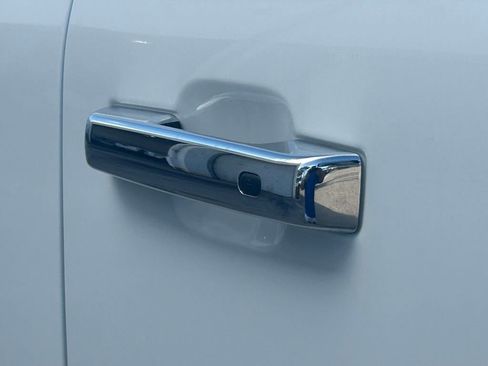 Used 2023 Ford F250 Lariat w/ Lariat Ultimate Package image 23