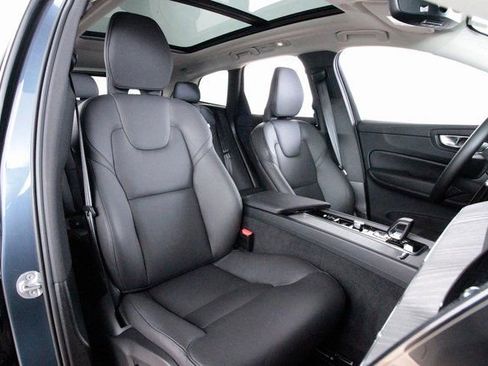 Certified 2025 Volvo XC60 B5 Plus image 24