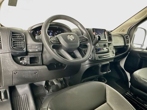 Used 2025 RAM ProMaster 2500 w/ Convenience Group FWD image 11