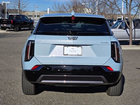 New 2025 Cadillac Optiq Sport 1 image 39