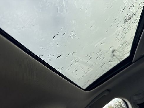 Used 2016 Lincoln MKZ w/ Equipment Group 300A Reserve image 19