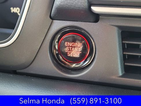 Used 2025 Honda Pilot Touring image 20