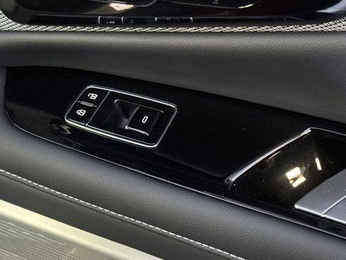 Certified 2025 Cadillac Optiq Luxury 1 image 21