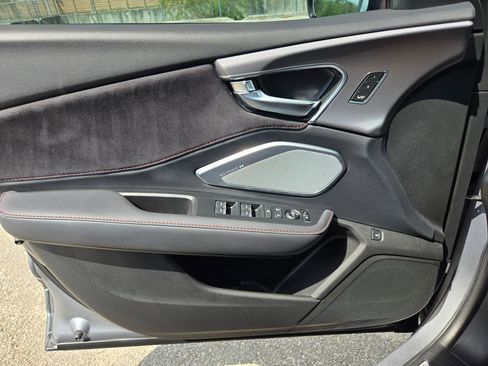 Used 2023 Acura RDX A-Spec image 10