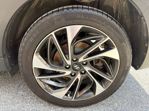 Used 2019 Hyundai Tucson Sport w/ Cargo Package AWD/4WD image 11