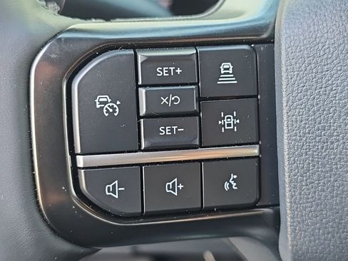 Used 2024 Ford F150 Platinum w/ FX4 Off-Road Package image 23