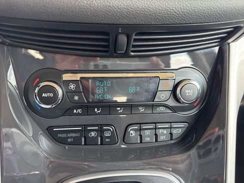 Used 2014 Ford C-MAX Energi SEL w/ Equipment Group 303A image 27