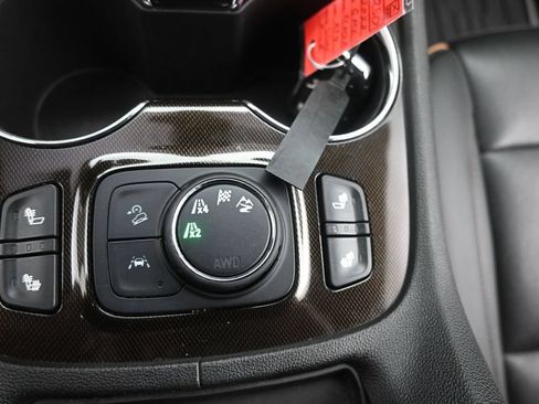Used 2022 GMC Acadia AT4 AWD/4WD image 35