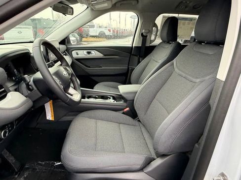 New 2026 Ford Explorer Active image 11