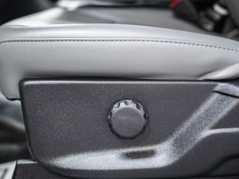 Used 2024 Ford F350 XL w/ XL Chrome Package image 43