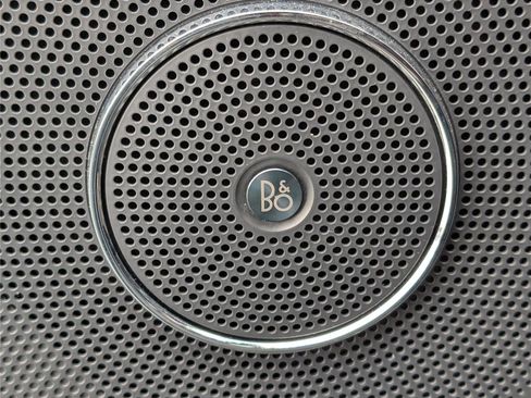 Used 2024 Ford Expedition Limited image 21