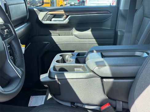 Certified 2025 Chevrolet Silverado 1500 RST image 10