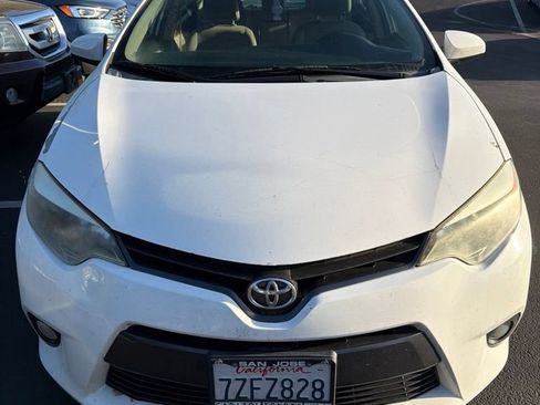 Used 2016 Toyota Corolla LE FWD image 1