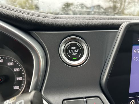 Used 2020 Chevrolet Blazer LT w/ LPO, Sport Package image 27