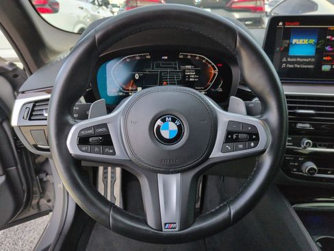 Used 2021 BMW 540i xDrive w/ M Sport Package image 18