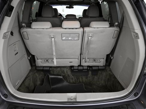 Used 2016 Honda Odyssey Touring Elite image 32