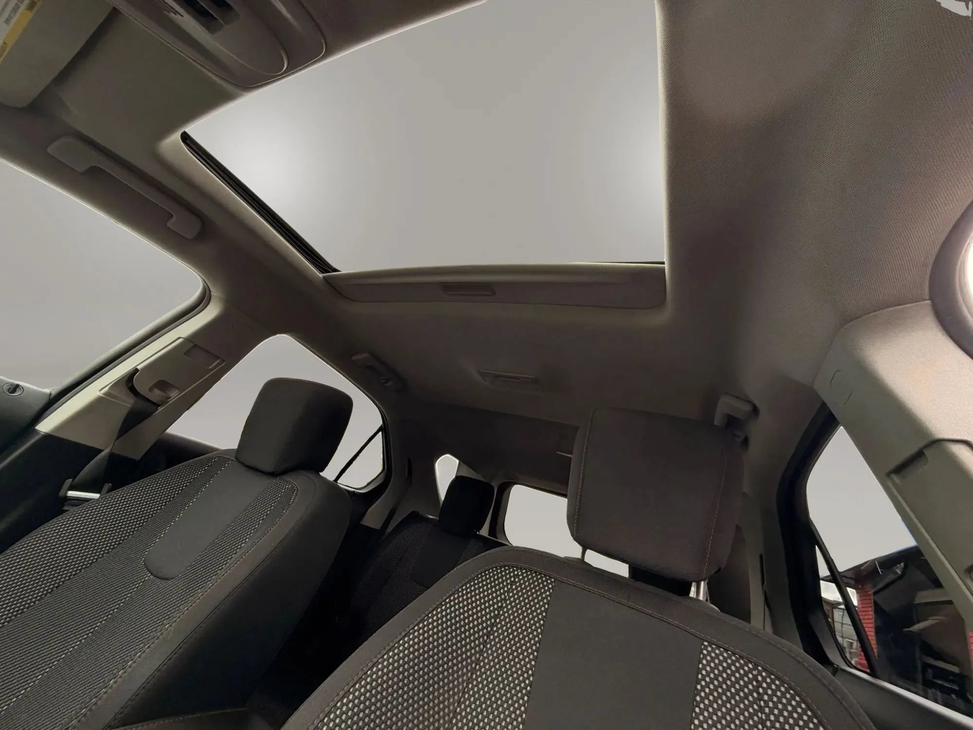 Used 2015 Chevrolet Equinox LT w/ Driver Convenience Package AWD/4WD image 9