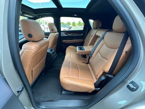 Used 2023 Cadillac XT5 Premium Luxury AWD/4WD image 9