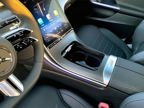 New 2025 Mercedes-Benz C 300 C 300 4MATIC Sedan image 11