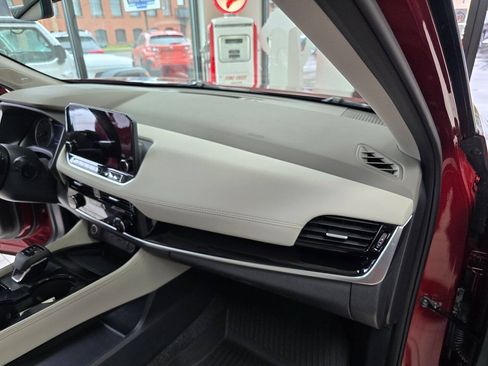Used 2023 Nissan Rogue SL w/ SL Premium Package AWD/4WD image 36