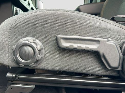 Used 2024 Jeep Wrangler Sport S image 25