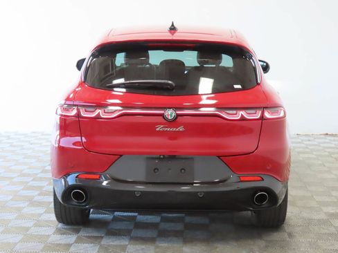 Used 2024 Alfa Romeo Tonale Veloce AWD/4WD image 4