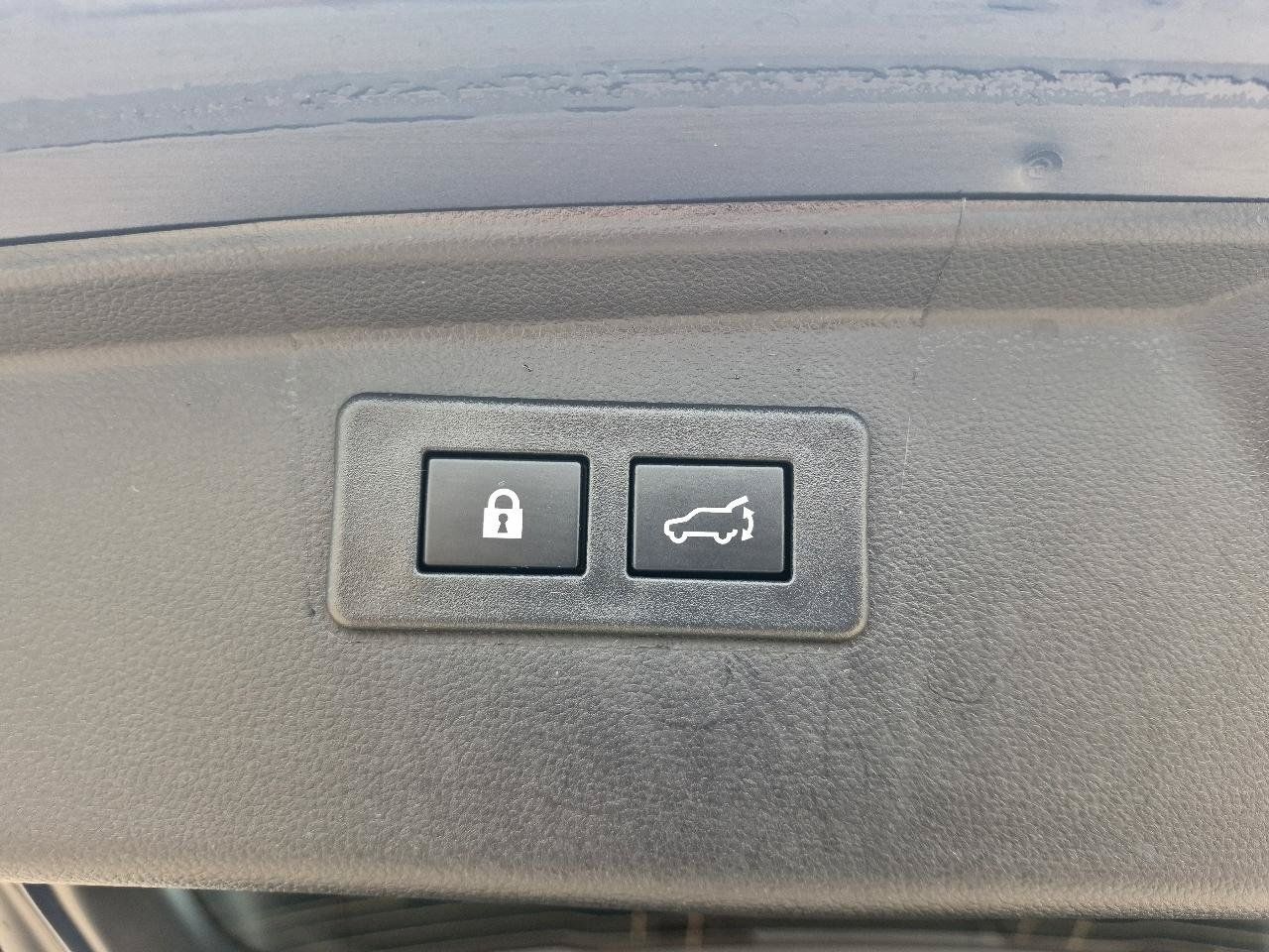 Used 2024 Subaru Outback Premium AWD/4WD image 12
