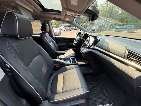 Used 2024 Honda Odyssey Elite image 20
