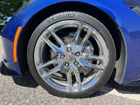 Used 2017 Chevrolet Corvette Stingray Coupe w/ Battery Protection Package RWD image 28