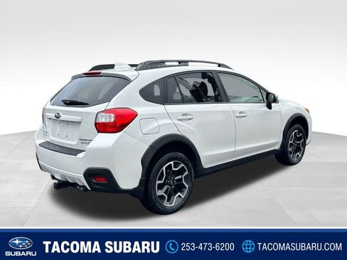 Used 2017 Subaru Crosstrek 2.0i Limited image 6