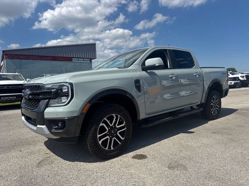 Used 2024 Ford Ranger Lariat w/ Advanced Towing Package AWD/4WD image 2