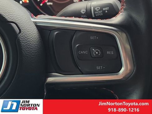 Used 2021 Jeep Gladiator Rubicon AWD/4WD image 29