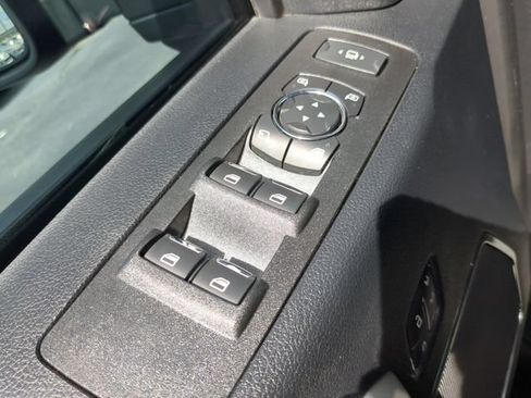 Used 2020 Ford F350 Lariat w/ Lariat Value Package AWD/4WD image 21