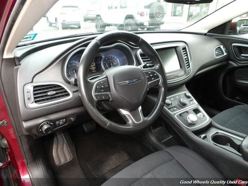 Used 2016 Chrysler 200 Limited w/ Anniversary Edition FWD image 12