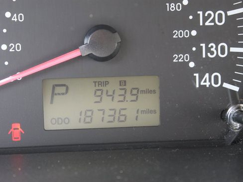 Used 2006 Kia Spectra EX image 9