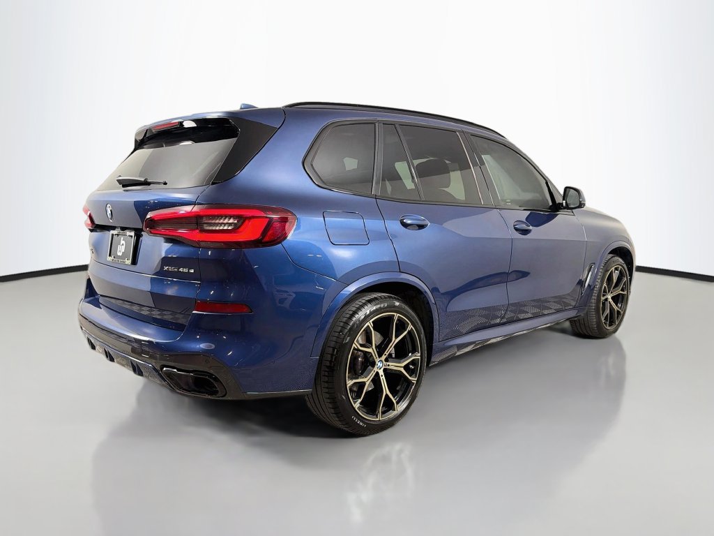 Used 2021 BMW X5 xDrive45e w/ M Sport Package AWD/4WD image 5