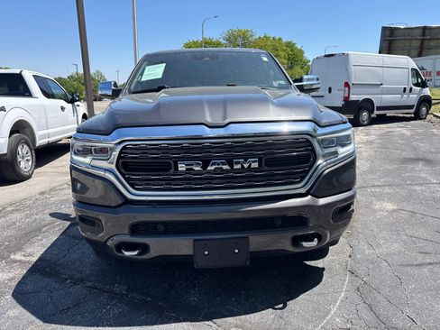 Used 2019 RAM 1500 Limited AWD/4WD image 2