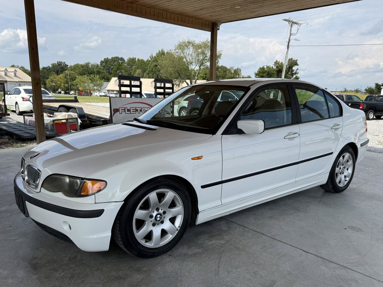 Used 2003 BMW 325i Sedan RWD image 9
