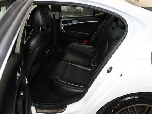 Used 2019 Genesis G70 2.0T Advanced w/ Elite Package RWD image 26