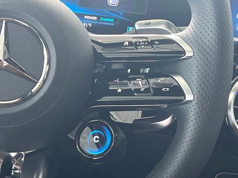 New 2025 Mercedes-Benz GLA 35 AMG 4MATIC image 25