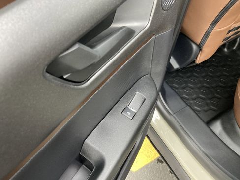 New 2025 Ford Bronco Sport Outer Banks w/ Sasquatch Outer Banks Package AWD/4WD image 31