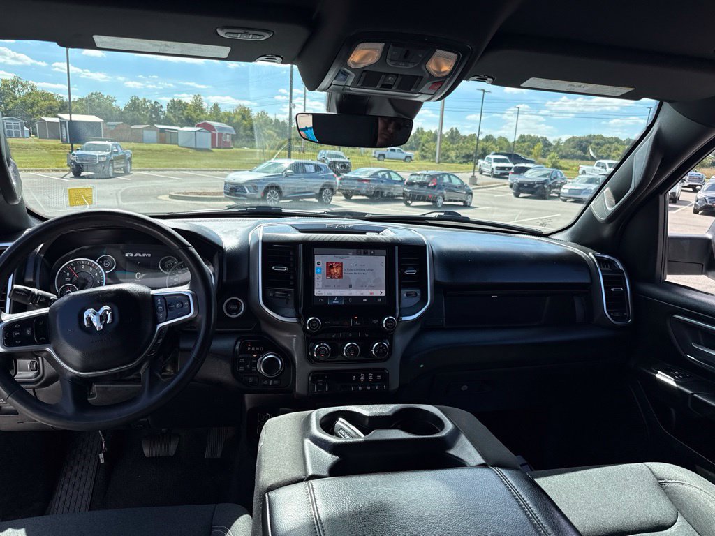 Used 2025 RAM 1500 Big Horn AWD/4WD image 18