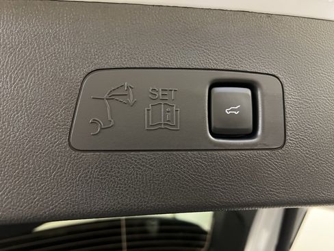 New 2026 Lincoln Corsair Reserve image 39