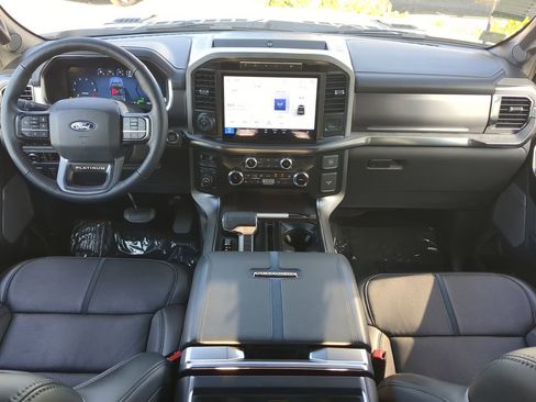 Used 2024 Ford F150 Platinum image 15