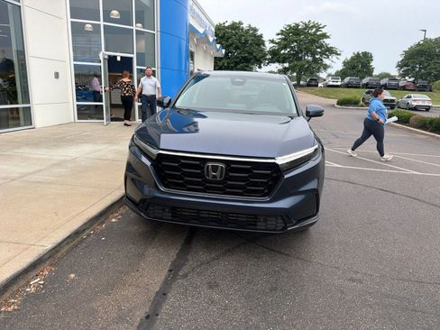 Used 2024 Honda CR-V EX-L image 27
