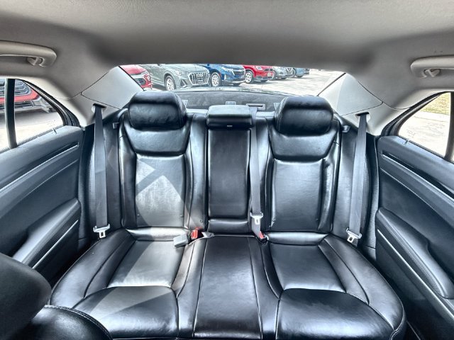 Used 2023 Chrysler 300 Touring L AWD/4WD image 21