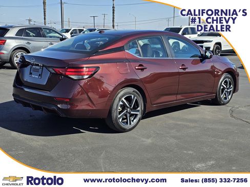 Used 2025 Nissan Sentra SV FWD image 7
