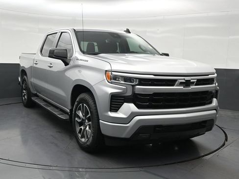 Used 2022 Chevrolet Silverado 1500 RST w/ Convenience Package II RWD image 8