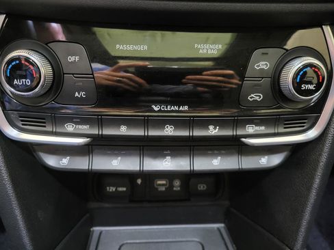 Used 2020 Hyundai Santa Fe Limited w/ Cargo Package image 14