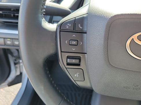Used 2023 Toyota Prius LE FWD image 24